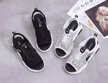 Load image into Gallery viewer, Rosé Sports Sandals